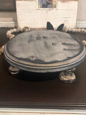 Homestead Handcrafts Rustic Black Wooden Riser